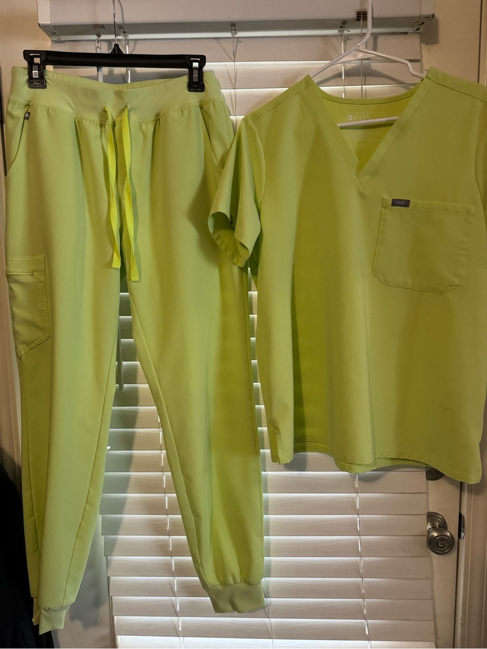 Figs Neon Lime Women's Drawstring Jogger Scrub Pants
